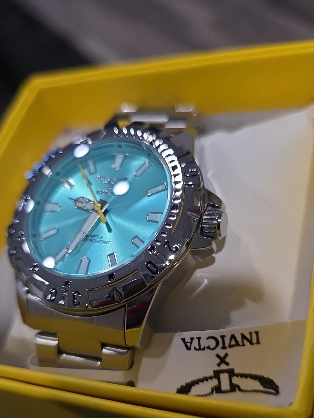 302. Specialty I by Invicta MenModel 70051 - 42mm Men's Watch Quartz